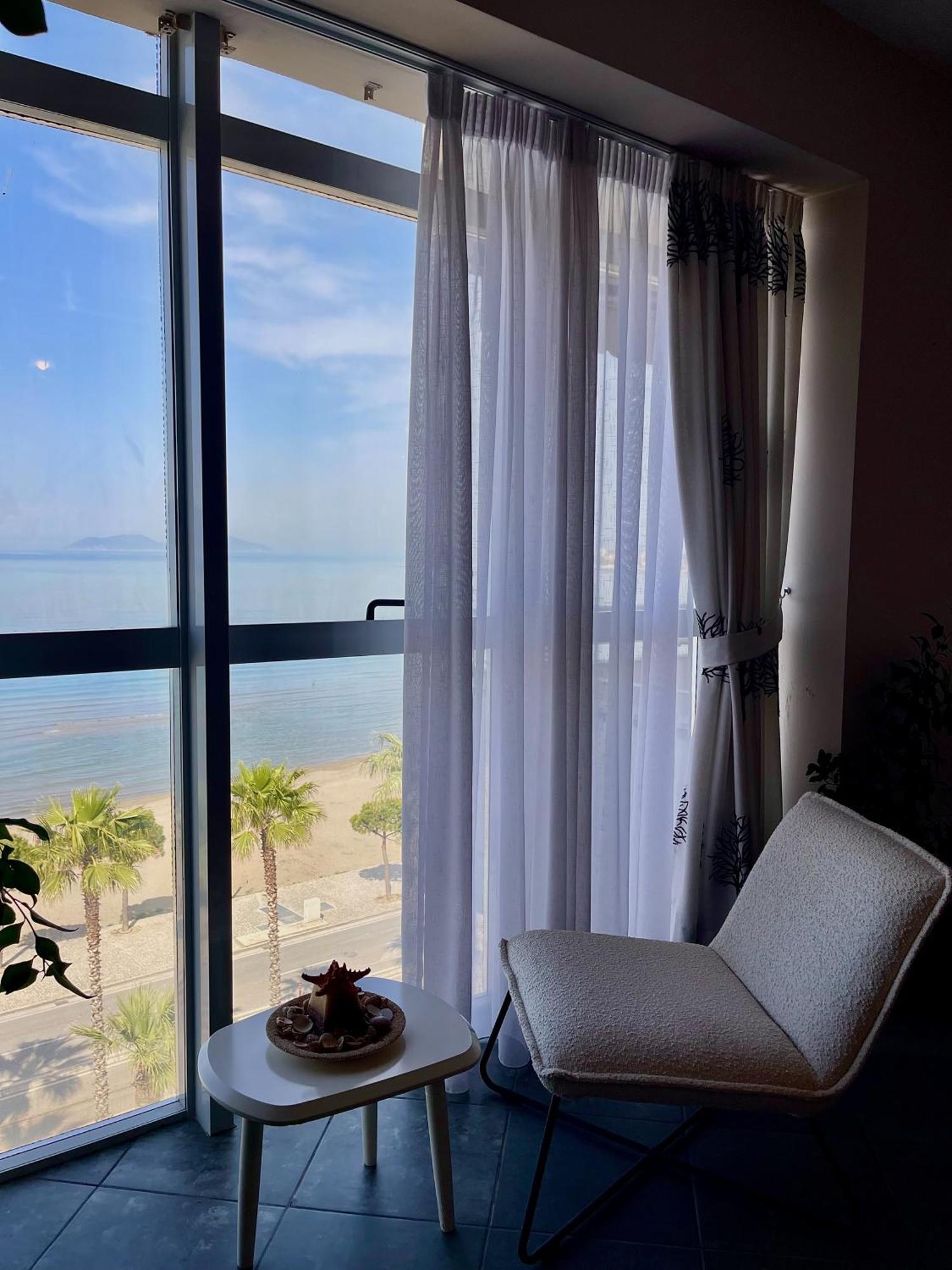 Hotel Visar - Apartments Vlorë Exteriör bild